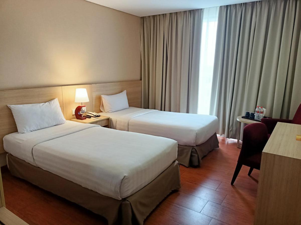 Days Hotel & Suites By Wyndham Jakarta Airport Tangerang Eksteriør billede