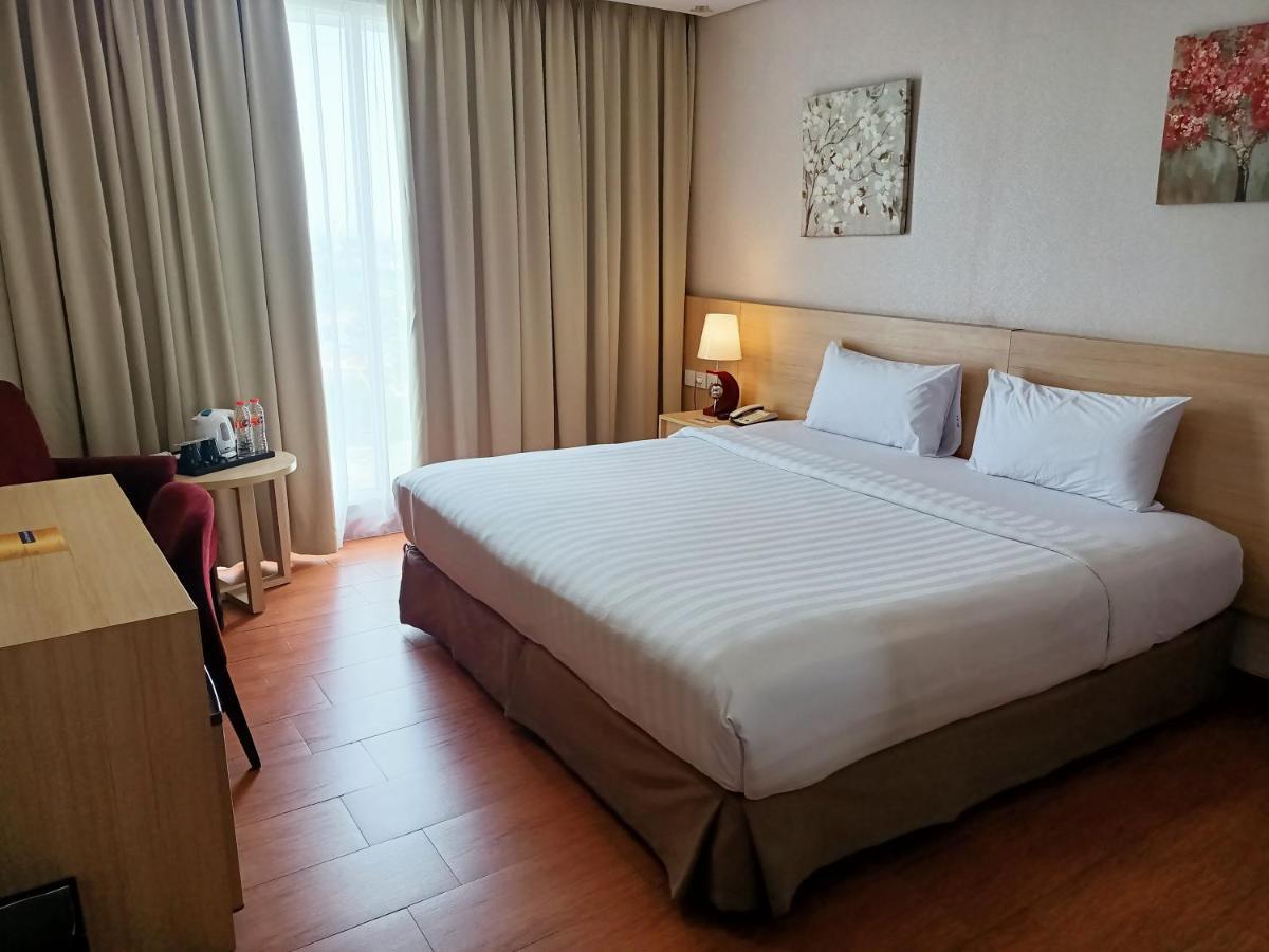 Days Hotel & Suites By Wyndham Jakarta Airport Tangerang Eksteriør billede