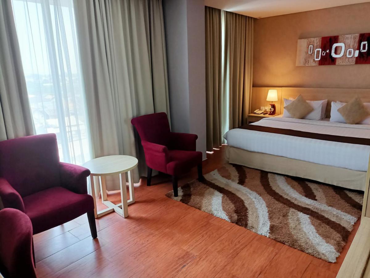Days Hotel & Suites By Wyndham Jakarta Airport Tangerang Eksteriør billede